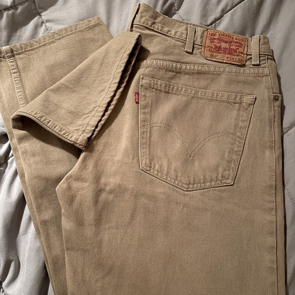 Levi's 550 Relaxed Fit Tan Jeans for Men - Picture 1 of 5